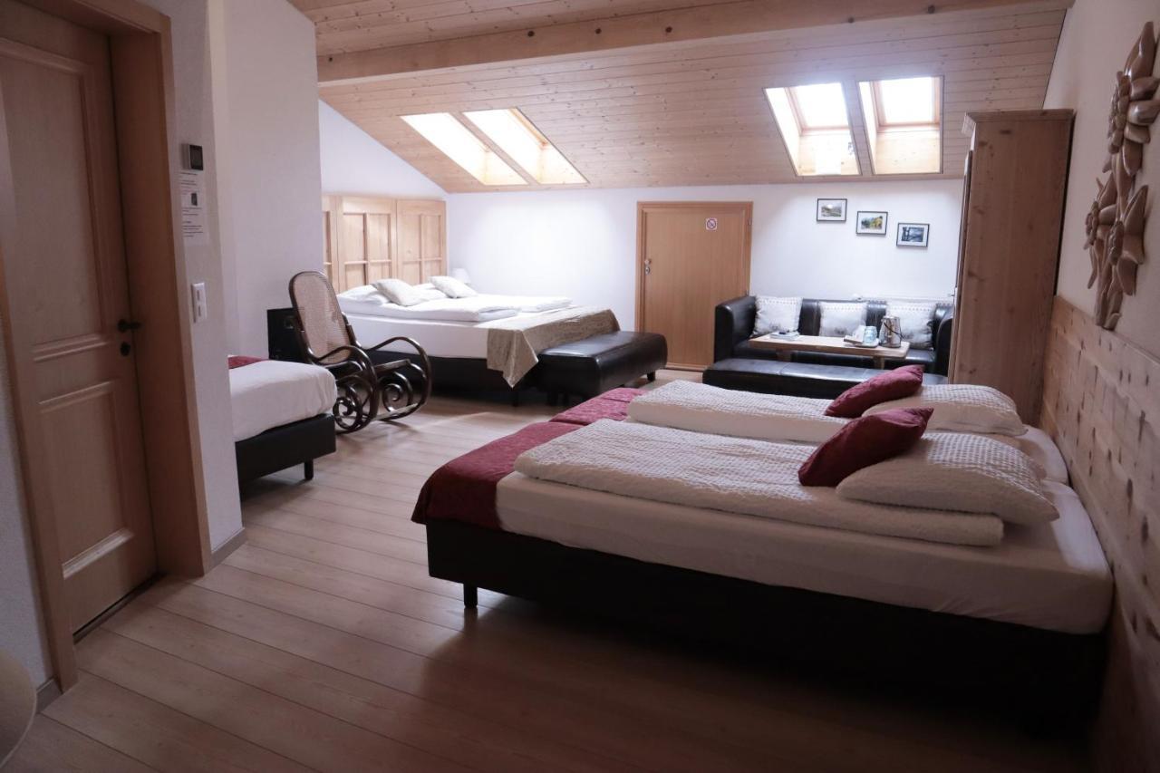 Gruyere Rooms Грюєр Екстер'єр фото