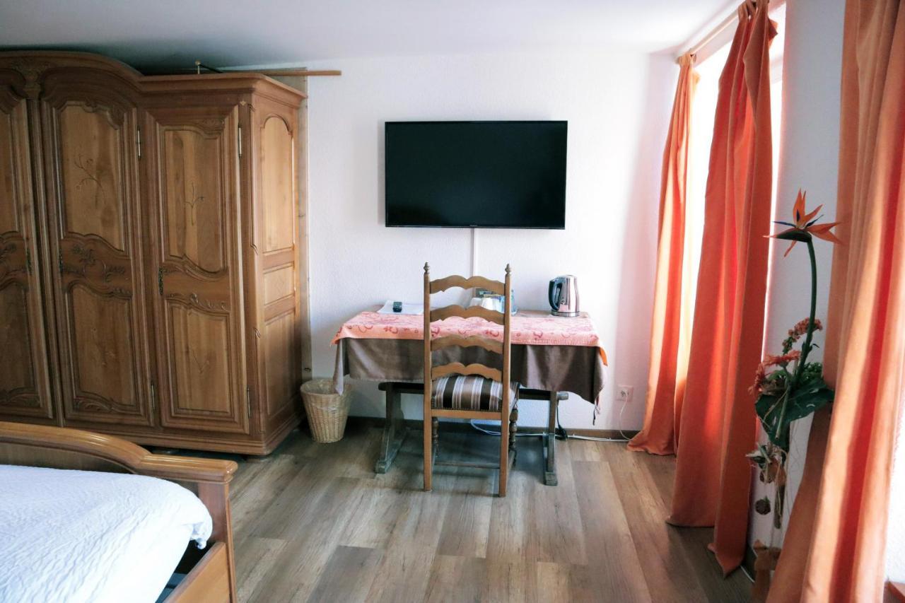Gruyere Rooms Грюєр Екстер'єр фото